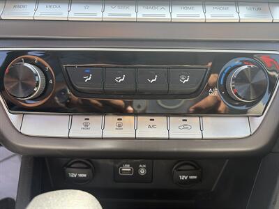2018 Hyundai SONATA SE - Photo 16 - East Dundee, IL 60118