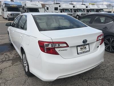 2013 Toyota Camry Hybrid LE   - Photo 5 - East Dundee, IL 60118