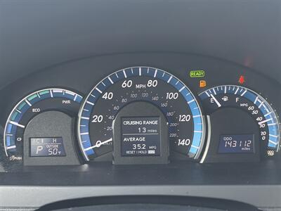2013 Toyota Camry Hybrid LE   - Photo 13 - East Dundee, IL 60118