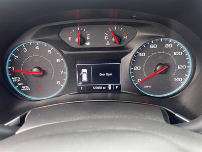 2018 Chevrolet Equinox LT - Photo 17 - East Dundee, IL 60118