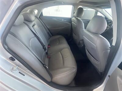 2013 Hyundai SONATA Limited   - Photo 9 - East Dundee, IL 60118