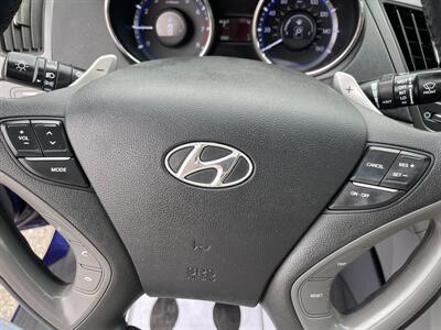 2013 Hyundai SONATA SE   - Photo 15 - East Dundee, IL 60118