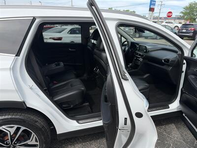 2019 Hyundai Santa Fe Limited 2.0T   - Photo 9 - East Dundee, IL 60118