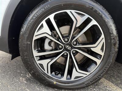 2019 Hyundai Santa Fe Limited 2.0T   - Photo 28 - East Dundee, IL 60118