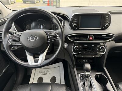 2019 Hyundai Santa Fe Limited 2.0T   - Photo 13 - East Dundee, IL 60118