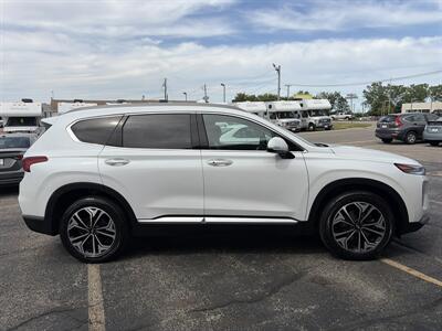 2019 Hyundai Santa Fe Limited 2.0T   - Photo 4 - East Dundee, IL 60118