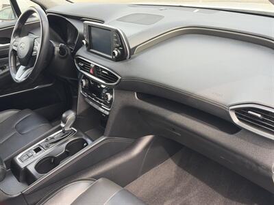 2019 Hyundai Santa Fe Limited 2.0T   - Photo 12 - East Dundee, IL 60118