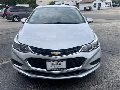2018 Chevrolet Cruze LS   - Photo 2 - East Dundee, IL 60118