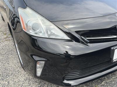 2013 Toyota Prius V Three - Photo 20 - East Dundee, IL 60118