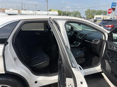 2017 Ford Edge SEL - Photo 8 - East Dundee, IL 60118