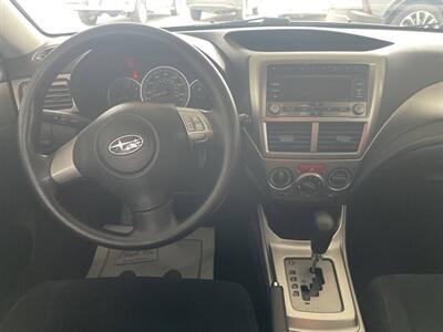 2010 Subaru Impreza 2.5i   - Photo 13 - East Dundee, IL 60118