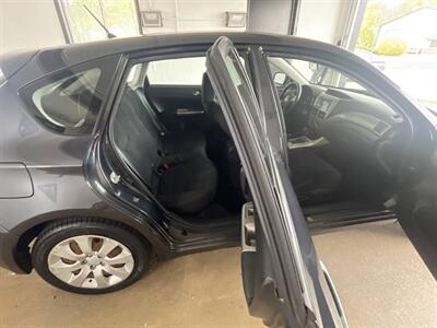 2010 Subaru Impreza 2.5i   - Photo 9 - East Dundee, IL 60118