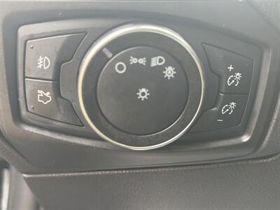 2015 Ford Focus Titanium Hatchback   - Photo 20 - East Dundee, IL 60118