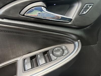 2016 Chevrolet Malibu LT - Photo 17 - East Dundee, IL 60118