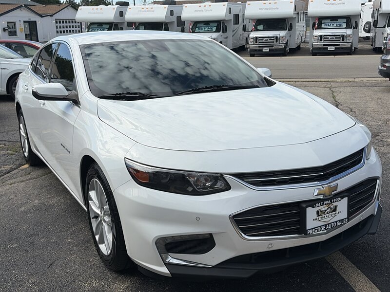 2016 Chevrolet Malibu LT   - Photo 1 - East Dundee, IL 60118