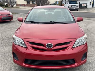 2011 Toyota Corolla LE   - Photo 2 - East Dundee, IL 60118