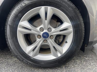 2014 Ford Focus SE   - Photo 20 - East Dundee, IL 60118