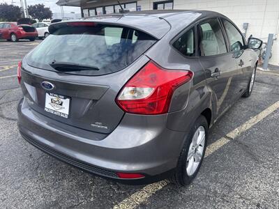 2014 Ford Focus SE   - Photo 5 - East Dundee, IL 60118
