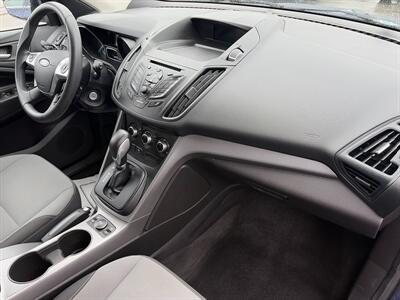 2014 Ford Escape SE   - Photo 12 - East Dundee, IL 60118