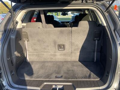 2016 Chevrolet Traverse LT - Photo 8 - East Dundee, IL 60118