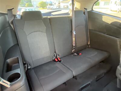 2016 Chevrolet Traverse LT - Photo 10 - East Dundee, IL 60118