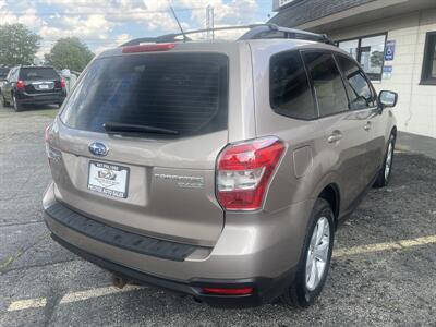 2015 Subaru Forester 2.5i   - Photo 5 - East Dundee, IL 60118