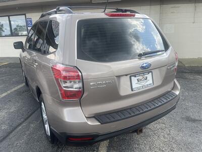 2015 Subaru Forester 2.5i   - Photo 7 - East Dundee, IL 60118