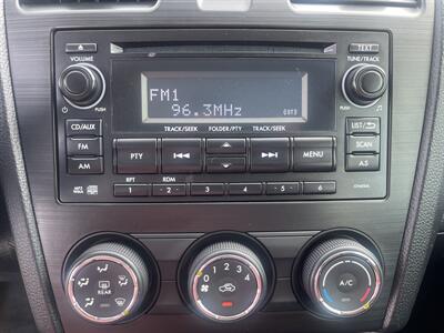 2015 Subaru Forester 2.5i   - Photo 15 - East Dundee, IL 60118