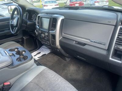 2017 RAM 1500 Big Horn - Photo 13 - East Dundee, IL 60118