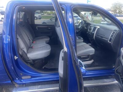 2017 RAM 1500 Big Horn - Photo 10 - East Dundee, IL 60118