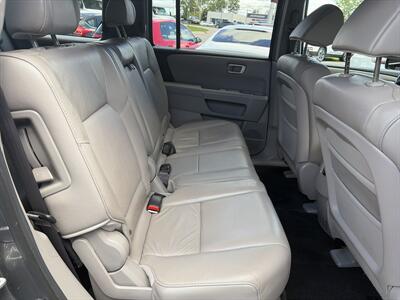 2011 Honda Pilot EX-L   - Photo 14 - East Dundee, IL 60118