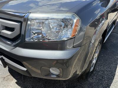 2011 Honda Pilot EX-L   - Photo 29 - East Dundee, IL 60118