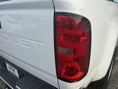 2022 Chevrolet Colorado Work Truck - Photo 24 - East Dundee, IL 60118