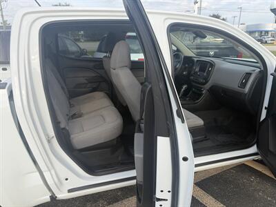 2022 Chevrolet Colorado Work Truck - Photo 9 - East Dundee, IL 60118