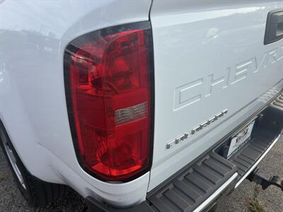 2022 Chevrolet Colorado Work Truck - Photo 23 - East Dundee, IL 60118