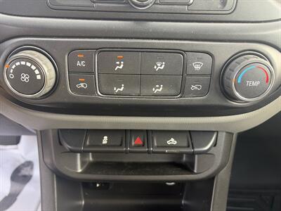 2022 Chevrolet Colorado Work Truck - Photo 15 - East Dundee, IL 60118