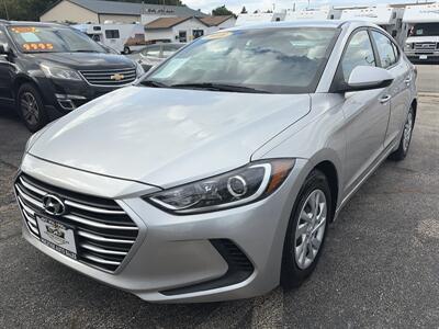 2018 Hyundai Elantra SE   - Photo 3 - East Dundee, IL 60118