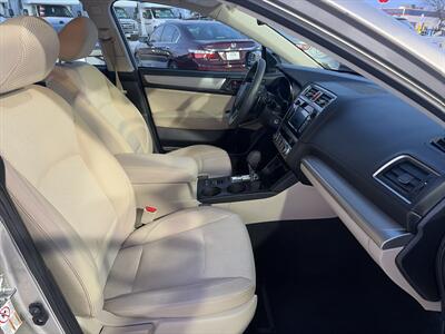 2018 Subaru Outback 2.5i   - Photo 11 - East Dundee, IL 60118