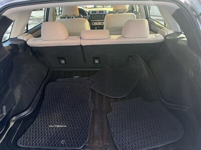 2018 Subaru Outback 2.5i   - Photo 8 - East Dundee, IL 60118