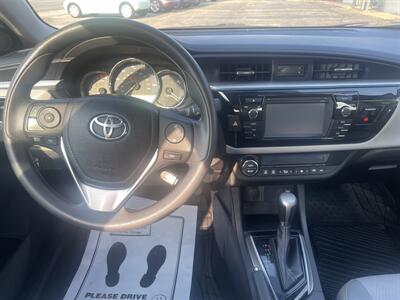 2015 Toyota Corolla LE   - Photo 11 - East Dundee, IL 60118