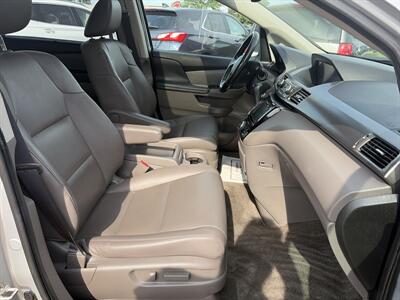 2015 Honda Odyssey EX-L - Photo 13 - East Dundee, IL 60118