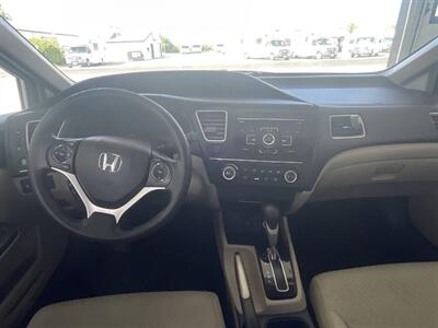 2015 Honda Civic LX   - Photo 12 - East Dundee, IL 60118