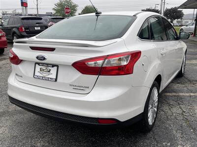 2012 Ford Focus Titanium   - Photo 5 - East Dundee, IL 60118