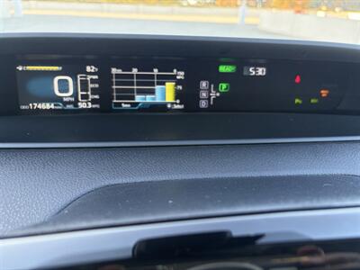 2017 Toyota Prius Four  With Leather, Navigation And Back Up Camera - Photo 15 - Irvine, CA 92614