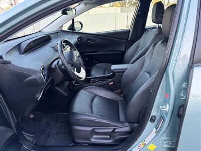2017 Toyota Prius Four  With Leather, Navigation And Back Up Camera - Photo 12 - Irvine, CA 92614
