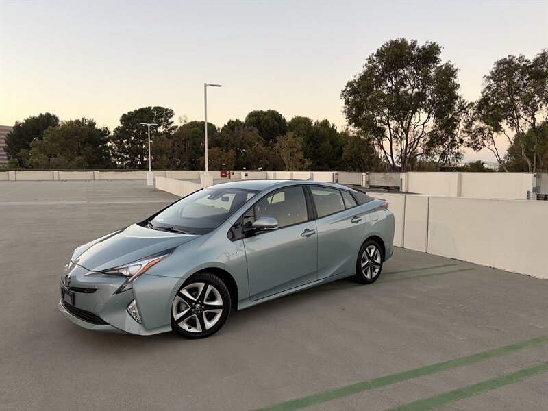 2017 Toyota Prius Four  With Leather, Navigation And Back Up Camera - Photo 1 - Irvine, CA 92614