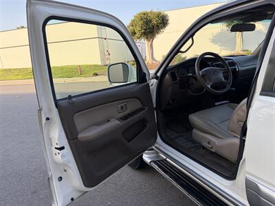 2000 Toyota 4Runner V6 Limited  With New Timing Belt And Water Pump - Photo 13 - Irvine, CA 92614