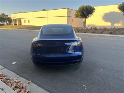 2021 Tesla Model 3 Long Range  Dual Motor With Navigation, Back Up Camera And Leather - Photo 5 - Irvine, CA 92614