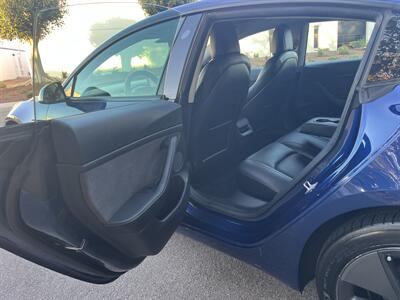 2021 Tesla Model 3 Long Range  Dual Motor With Navigation, Back Up Camera And Leather - Photo 27 - Irvine, CA 92614