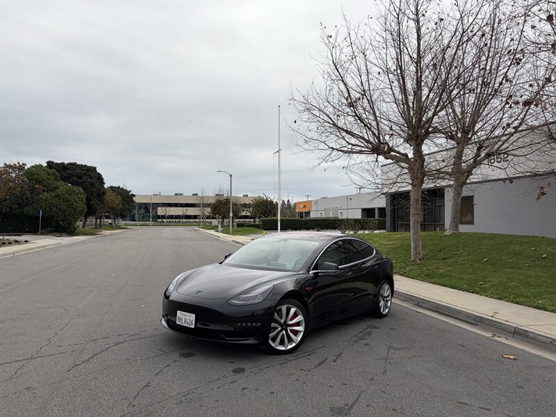 2018 Tesla Model 3's photo